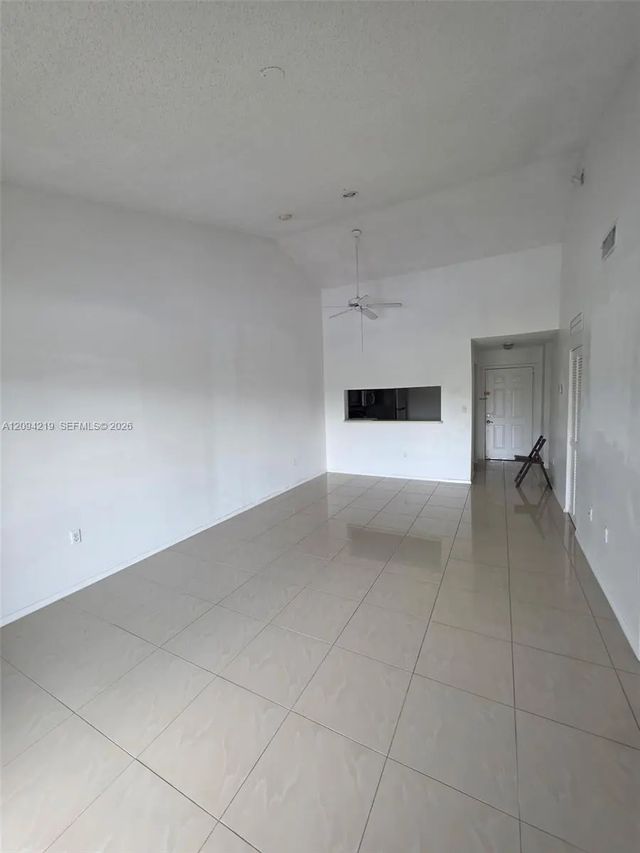 5 of 24 - 855 Sw 113th Way #855, Pembroke Pines, FL