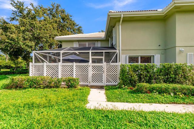 3 of 46 - 1928 Stratford Way #38d, West Palm Beach, FL