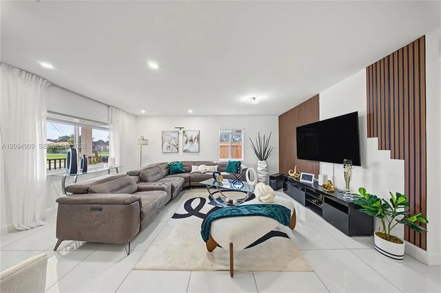 530 Sw 7th Avenue, Homestead