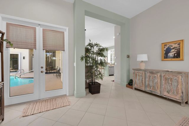 3 of 40 - 831 Island Club Square, Vero Beach, FL