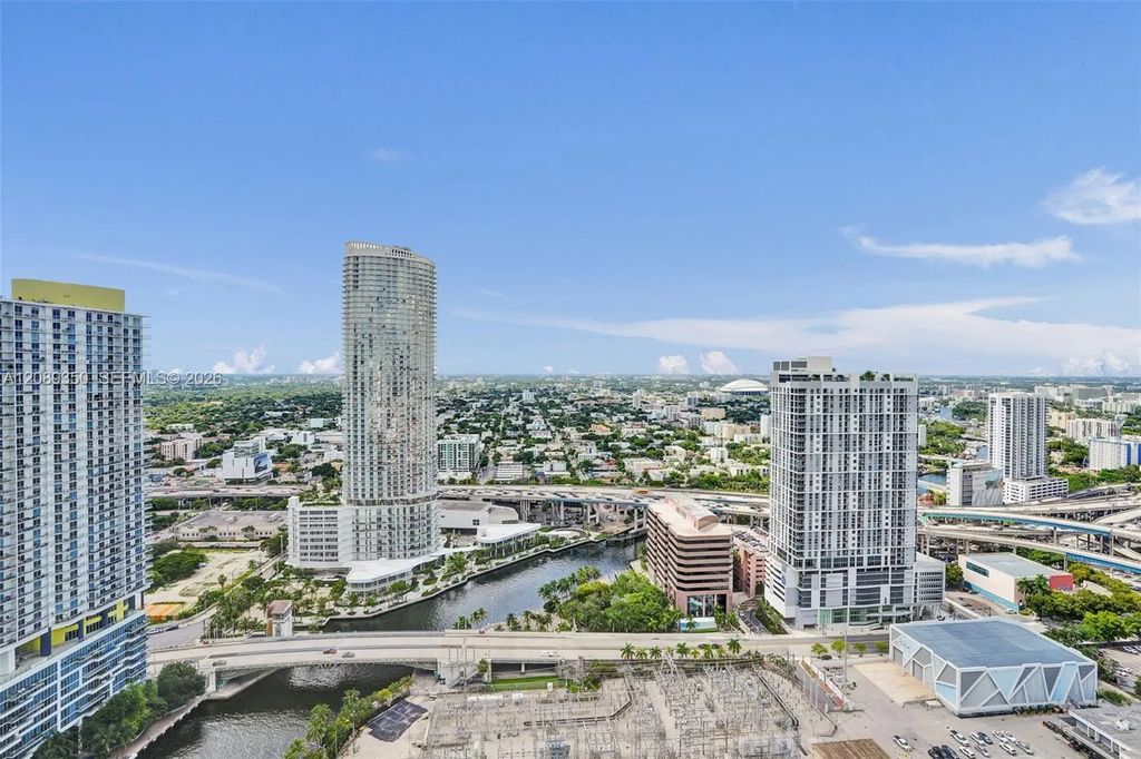 92 Sw 3rd Street #4109, Miami