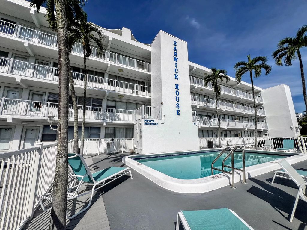 625 Antioch Avenue #101, Fort Lauderdale
