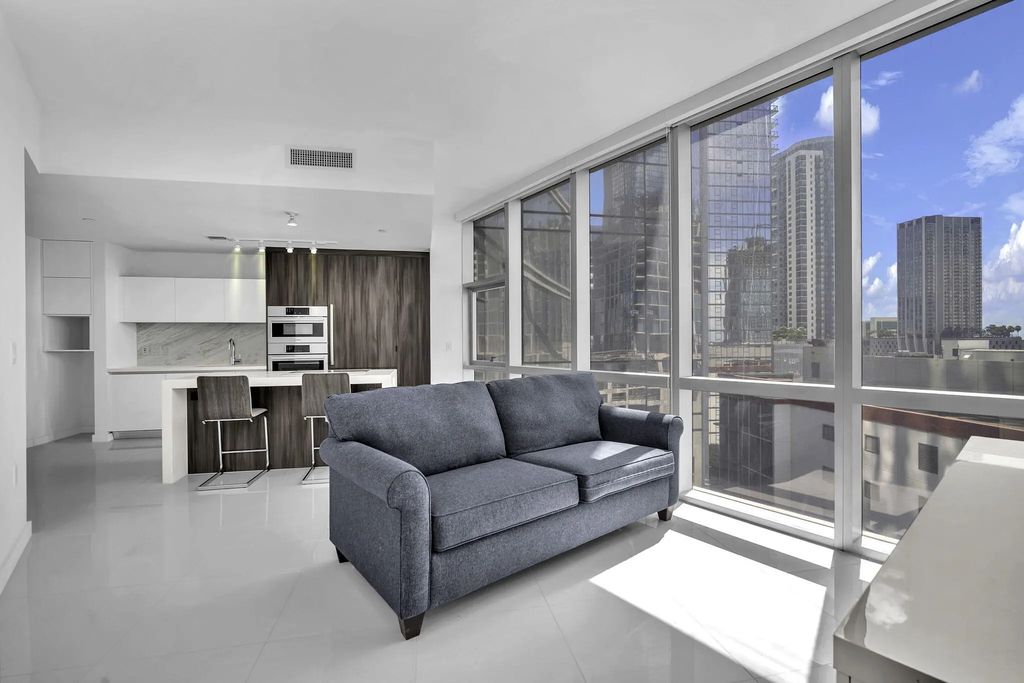 851 Ne 1st Avenue #1002, Miami
