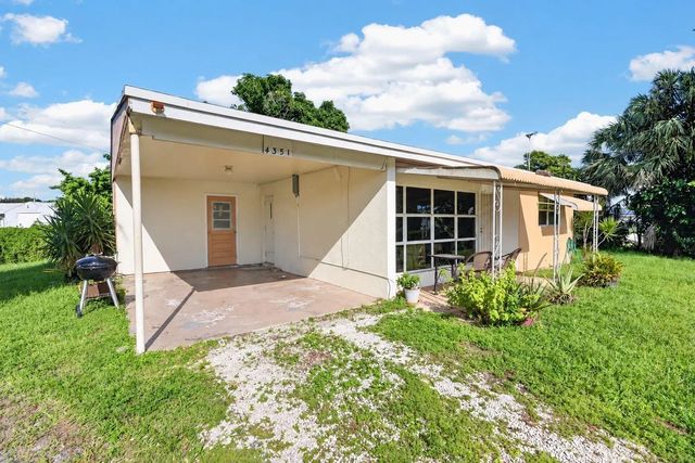 3 of 37 - 4351 Colt Lane, West Palm Beach, FL