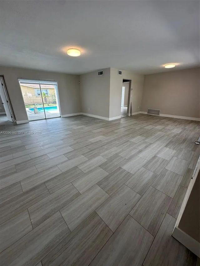 4 of 15 - 3608 Island Drive, Miramar, FL