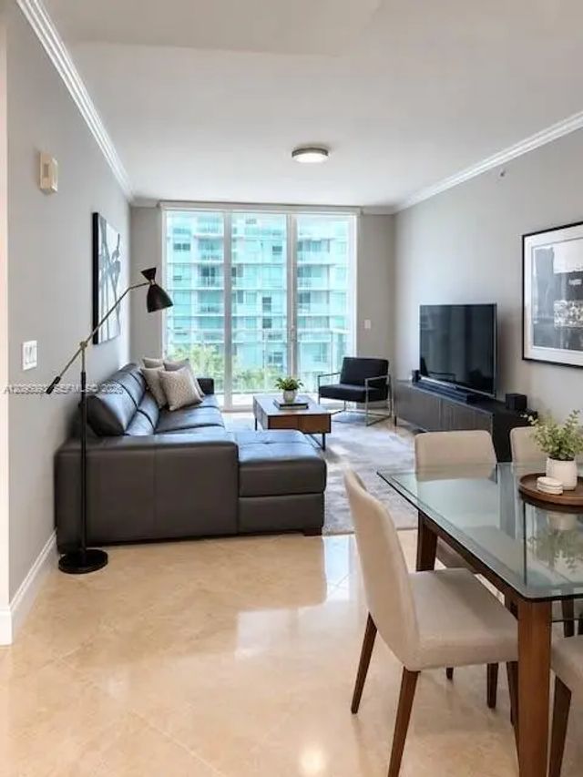 2 of 23 - 31 Se 5th Street #4118, Miami, FL