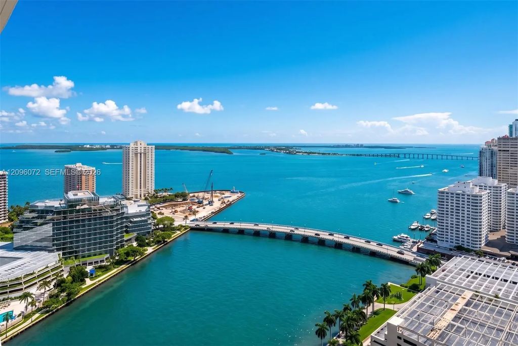 495 Brickell Avenue #3207, Miami