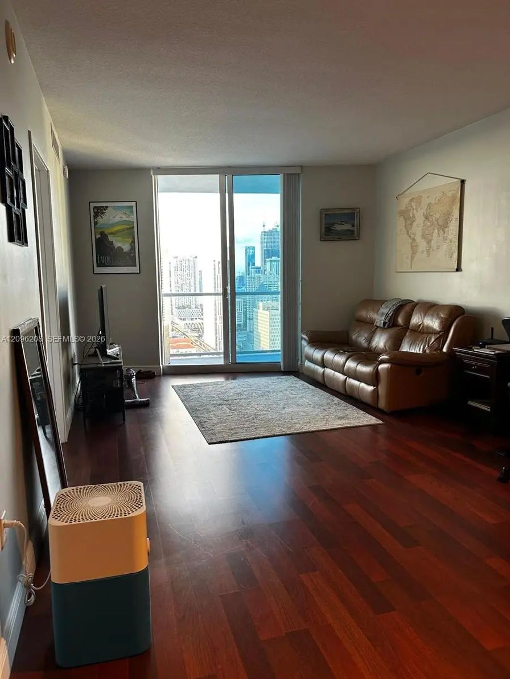 185 Sw 7th Street #1807, Miami