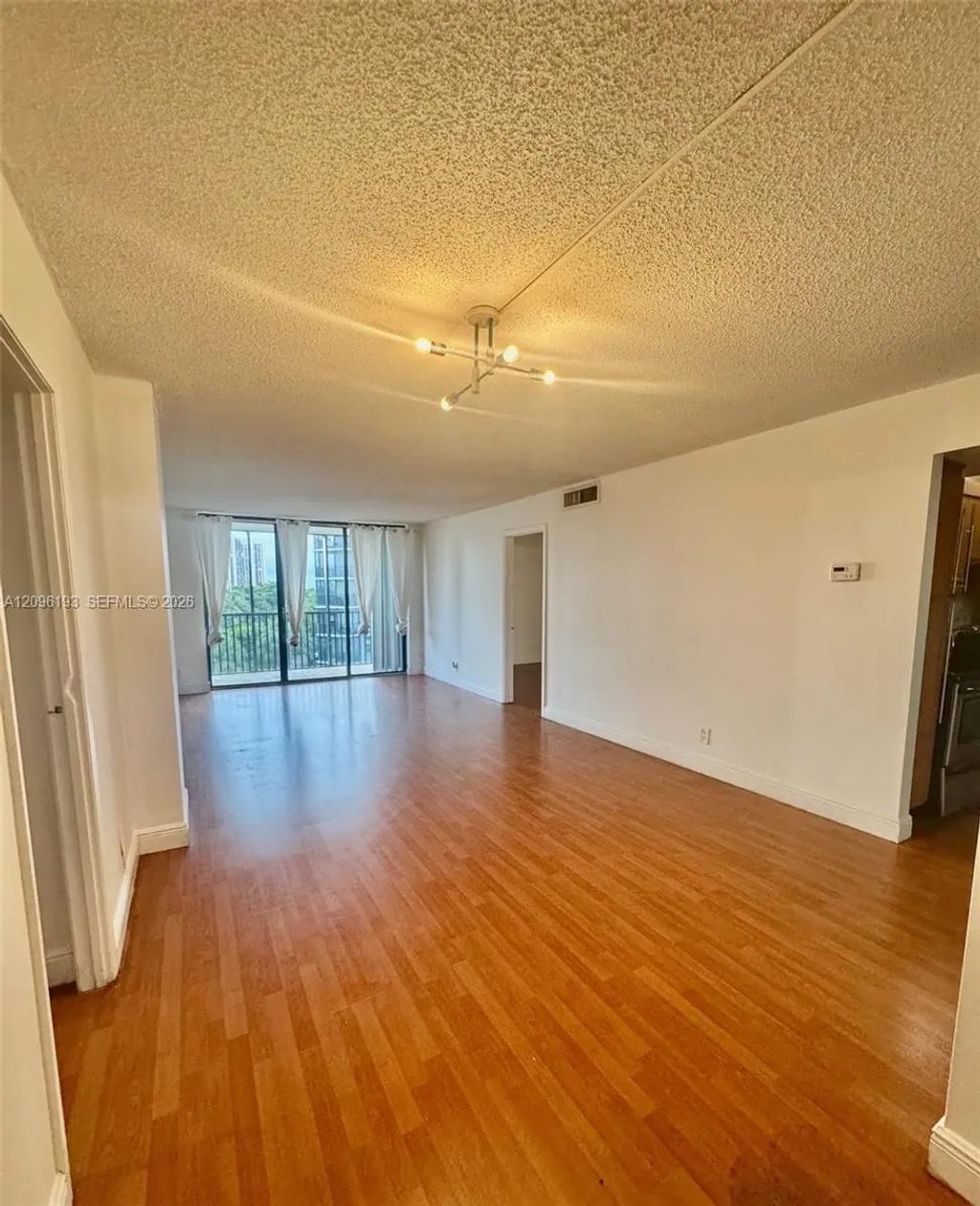 3475 N Country Club Drive #601, Aventura