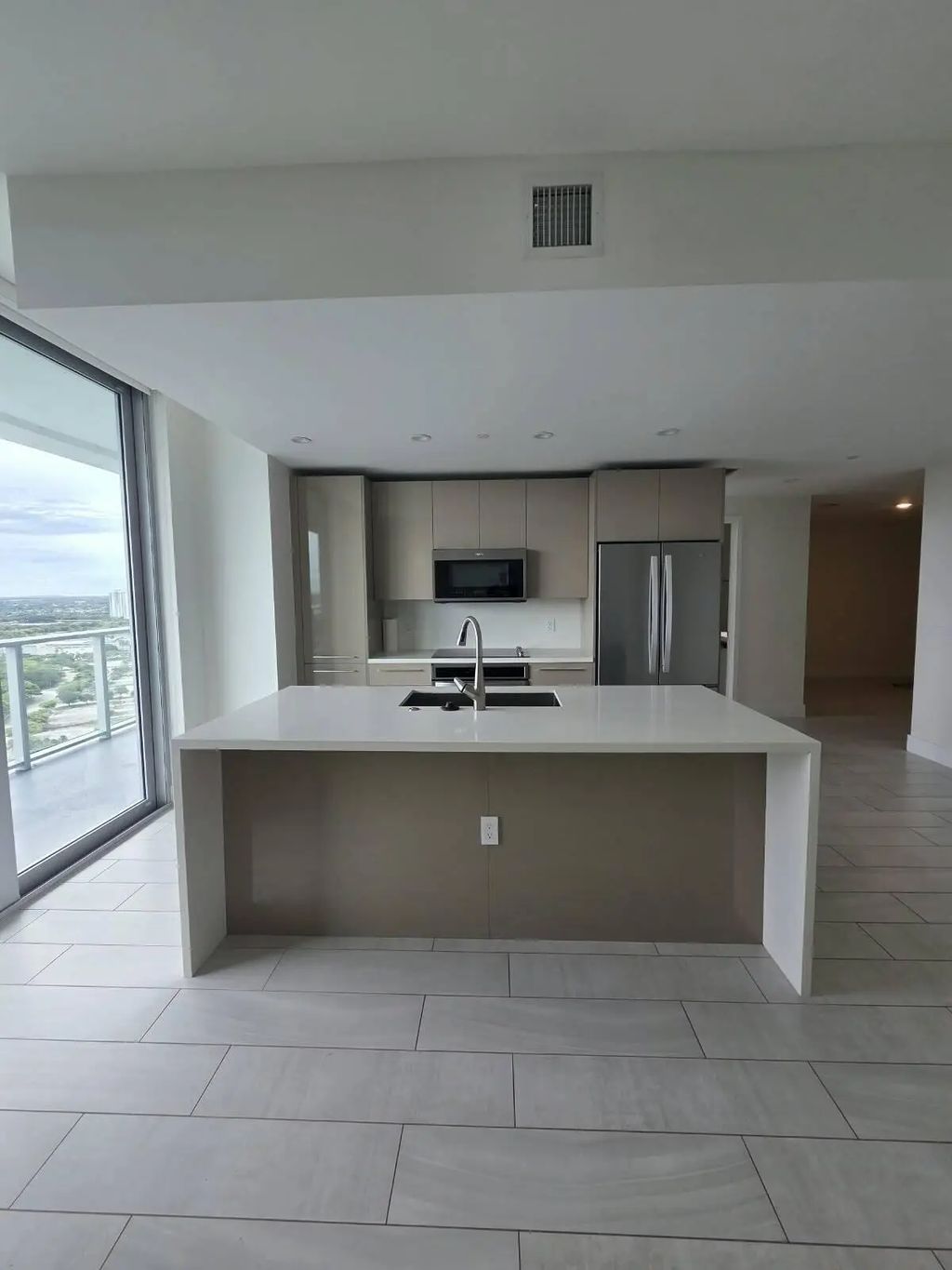 2000 Metropica Way #2401, Sunrise