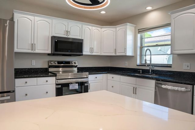 2 of 25 - 20848 Concord Green Drive W, Boca Raton, FL
