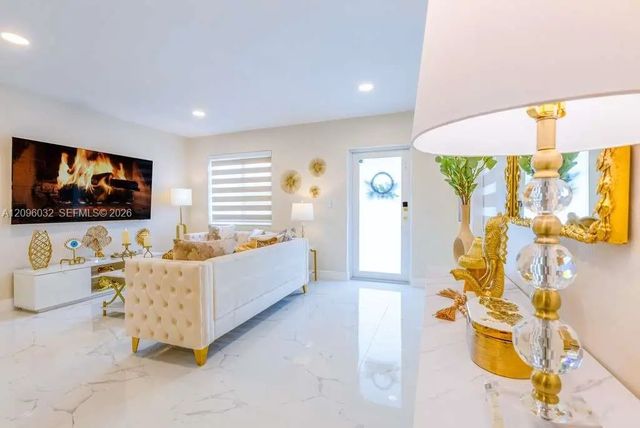 5 of 56 - 55 Sw 60th Avenue, Miami, FL