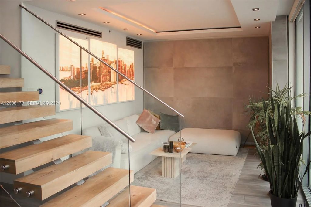 350 S Miami Avenue #706, Miami