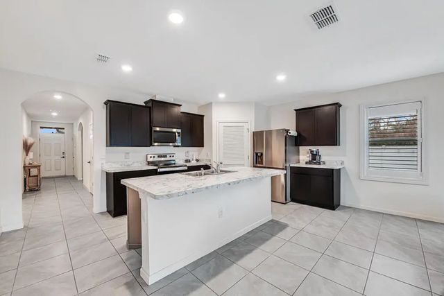4 of 37 - 1066 Sw Coleman Avenue, Port St. Lucie, FL