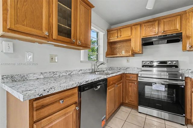 3 of 36 - 6201 Nw 9th Court, Margate, FL
