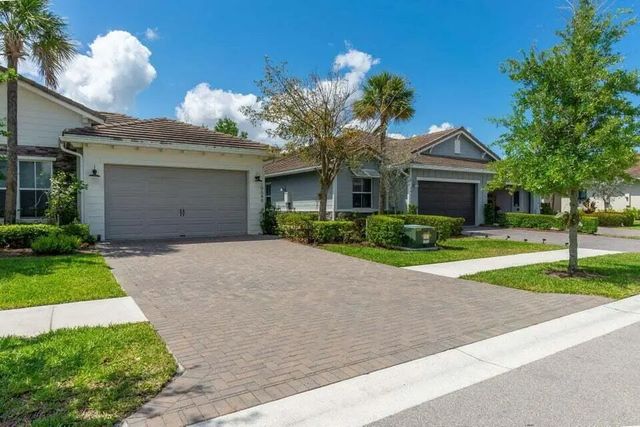 19546 Weathervane Way, Loxahatchee
