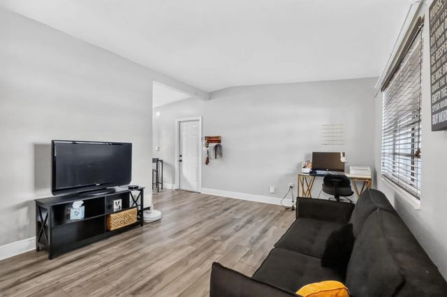 5 of 27 - 3842 Ocala Road, Lake Worth, FL
