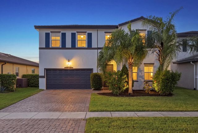 7730 Nw Gladwell Lane, Port St. Lucie