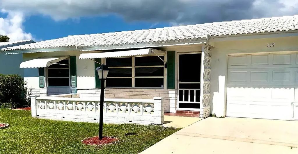 119 Sw 10th Court, Boynton Beach