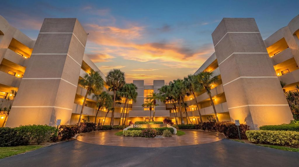 5650 Camino Del Sol #101, Boca Raton