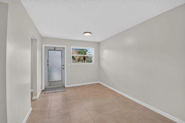2 of 34 - 2192 Ne 1st Way #104, Boynton Beach, FL