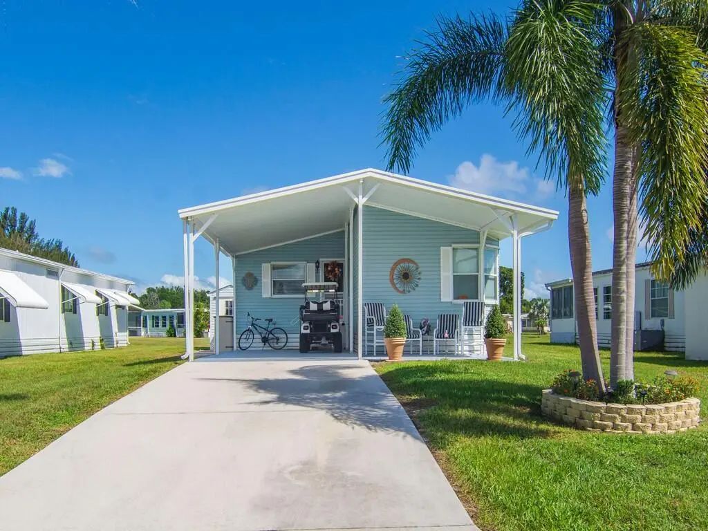 5 Oliva Road, Port St. Lucie