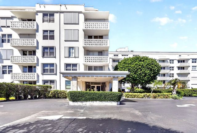 2 of 37 - 2840 S Ocean Boulevard #3070, Palm Beach, FL