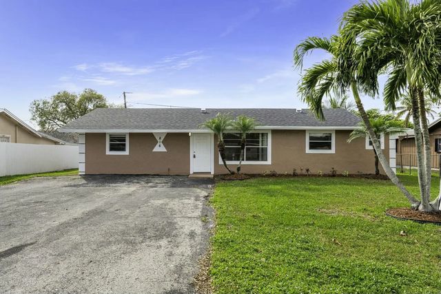 2 of 23 - 816 Ne 22nd Street, Belle Glade, FL