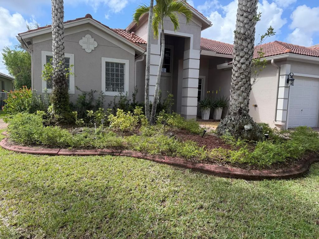 19486 N Coquina Way, Weston