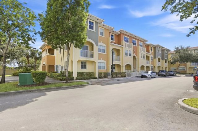 3 of 30 - 10870 Nw 88th Terrace #214, Doral, FL