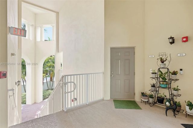 5 of 30 - 10870 Nw 88th Terrace #214, Doral, FL