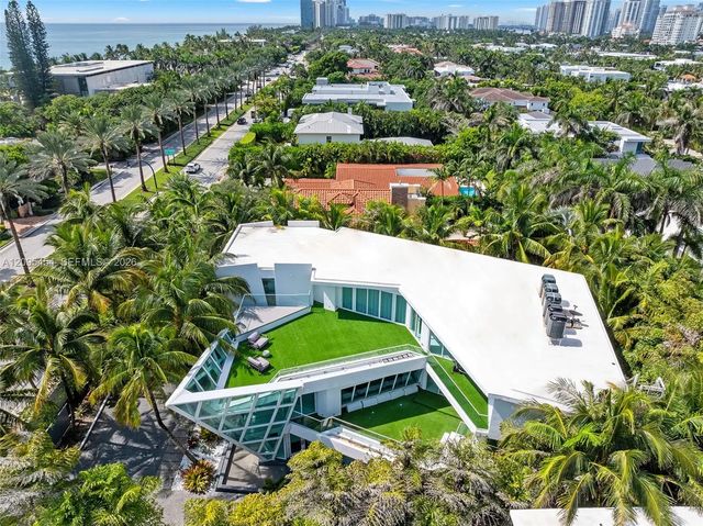 480 Ocean Boulevard, Golden Beach