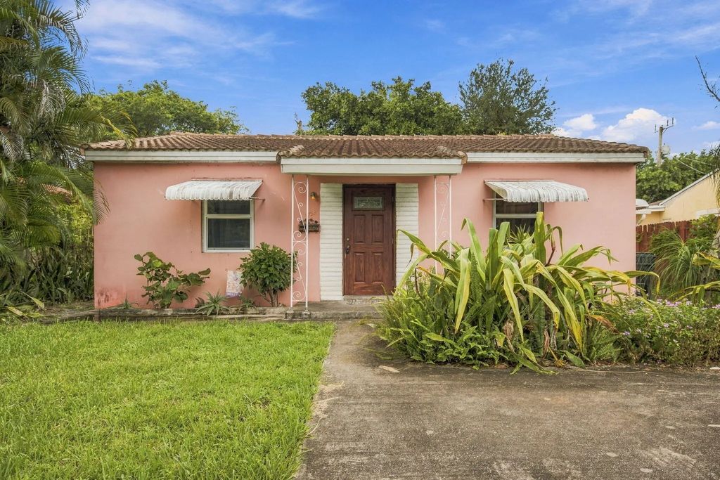 1524 Ne 2nd Avenue, Fort Lauderdale