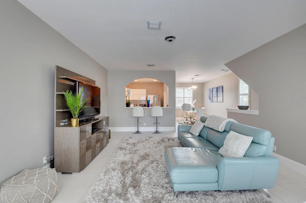 71 Nw 4th Avenue, Delray Beach