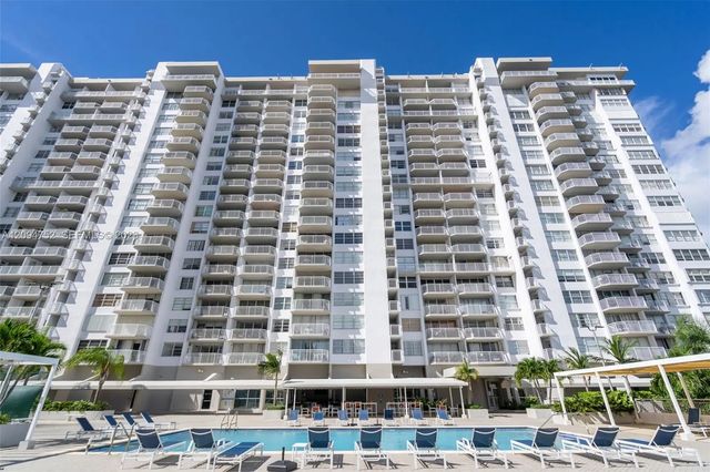 3 of 42 - 18071 Biscayne Boulevard #303, Aventura, FL