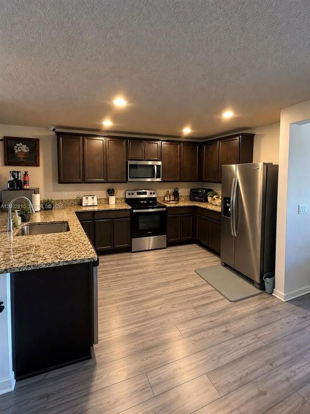5 of 25 - 1416 Celebration Drive, Fort Pierce, FL