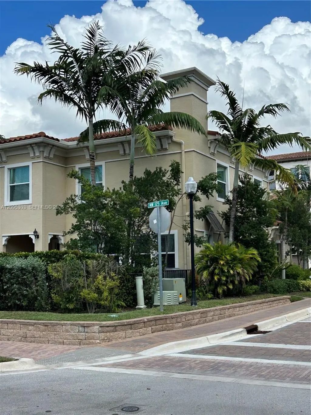 2979 Nw 124th Way, Sunrise