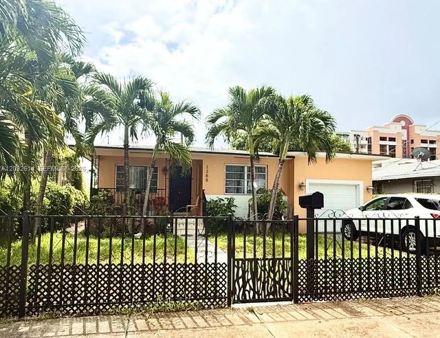 1388 Nw 55 Street, Miami