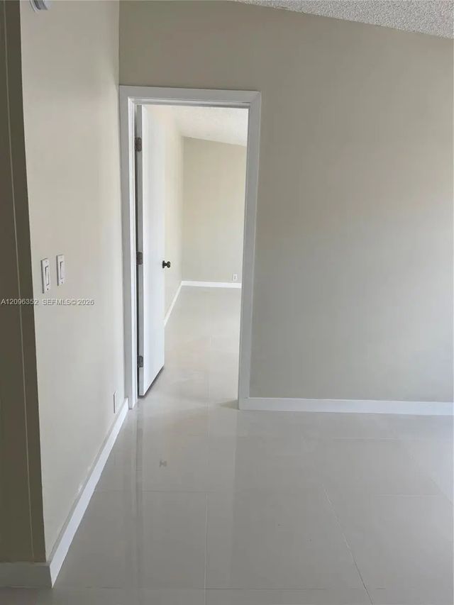 5 of 26 - 19800 Sw 180, Miami, FL