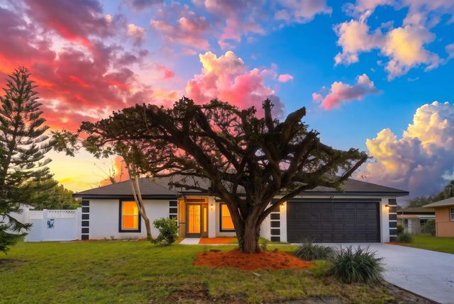 2 of 57 - 942 Sw John Maccormack Terrace, Port St. Lucie, FL