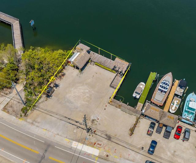 2 of 9 - 5398 N Ocean Drive, Hollywood, FL
