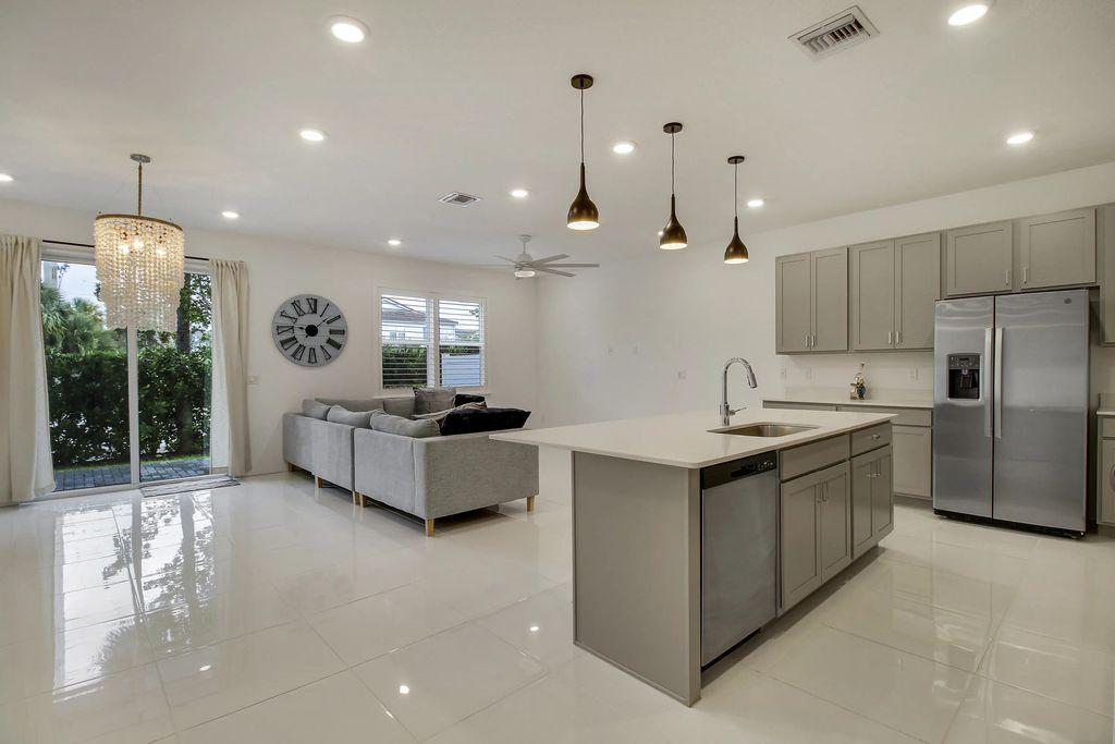 205 Preserve Trail S #602, Stuart