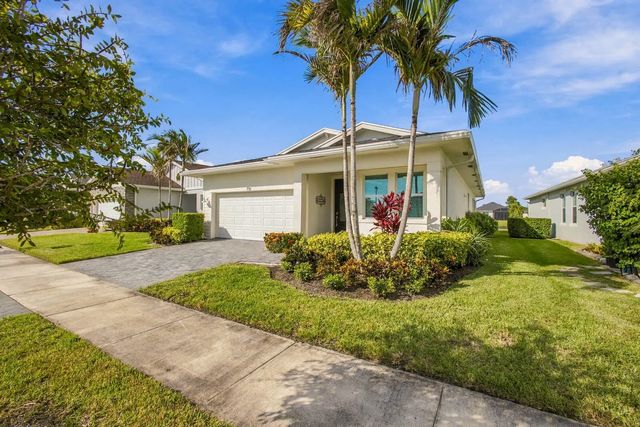 791 Se Woodbine Road, Port St. Lucie