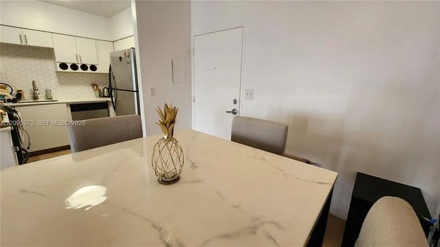 5 of 22 - 7441 Wayne Avenue #8q, Miami Beach, FL