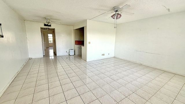 4 of 45 - 4058 Harwood E, Deerfield Beach, FL