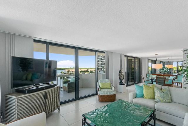 3 of 58 - 115 Lakeshore Drive #549, North Palm Beach, FL