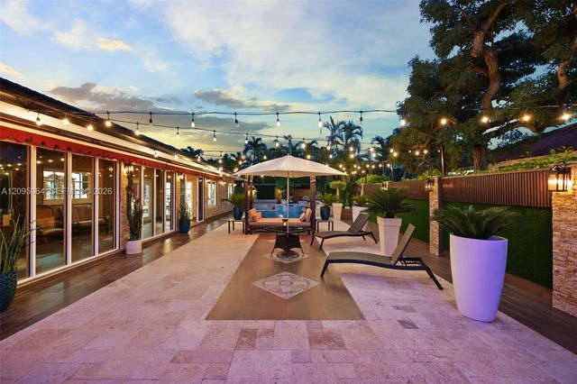 5 of 62 - 11000 Sw 32nd Street, Miami, FL
