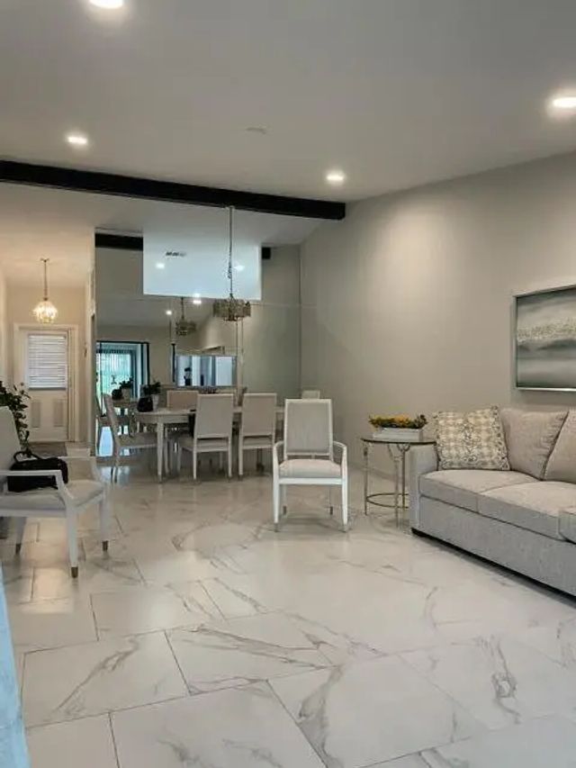 3 of 26 - 4920 Sable Pine Circle #b, West Palm Beach, FL