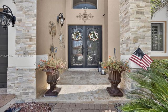 3 of 58 - 21043 Sw 92nd Place, Cutler Bay, FL