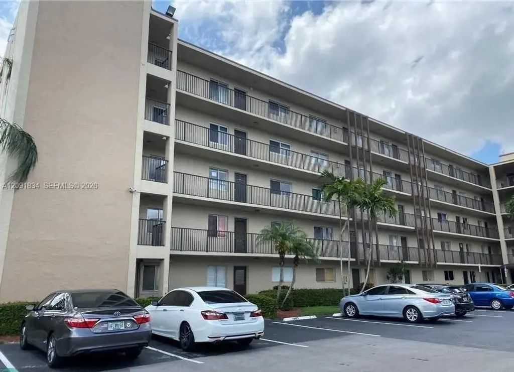 N/A, Lauderhill